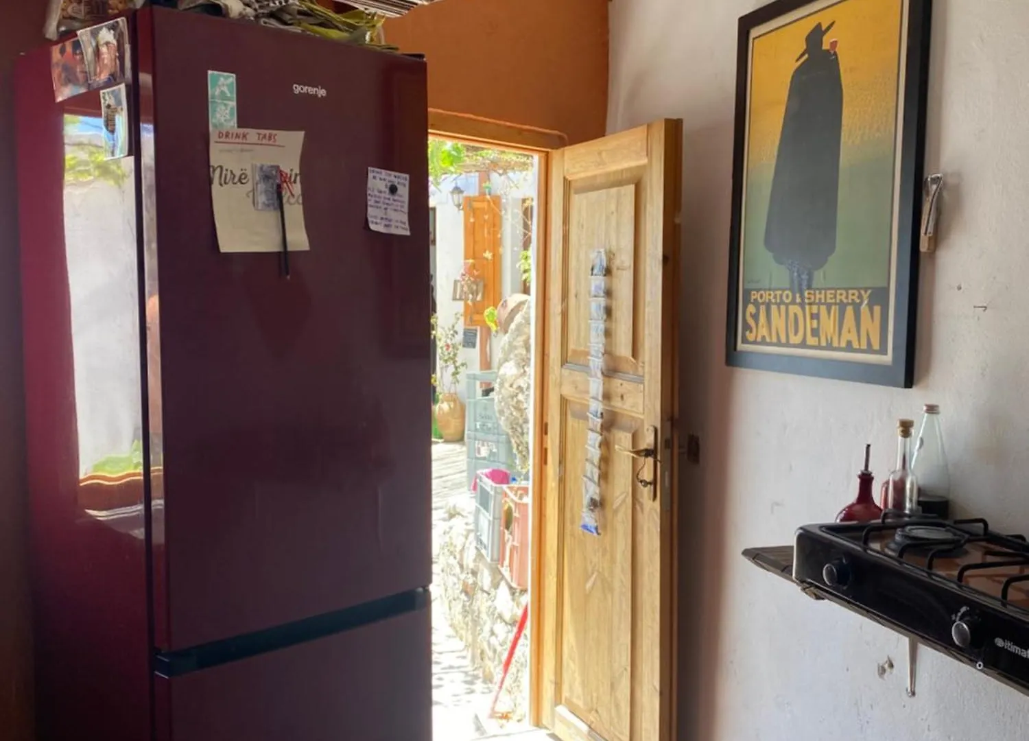 Shotgun Hostel & Guesthouse Vuno 0*,  Albania