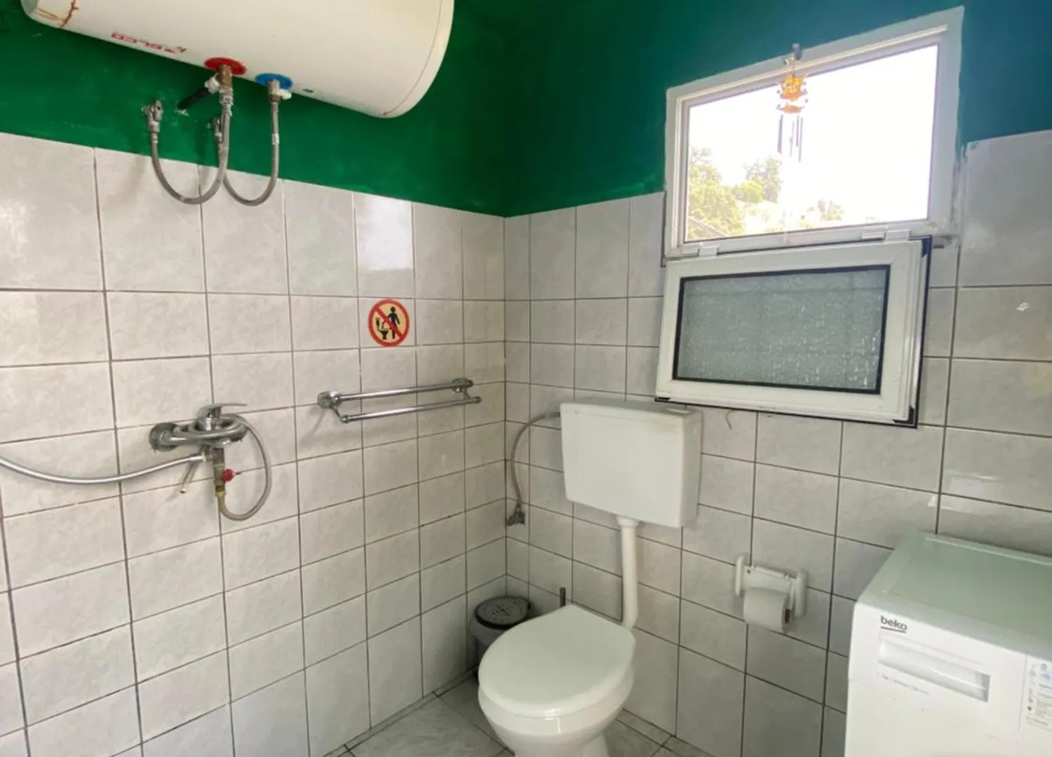 Shotgun Hostel & Guesthouse Vuno Albania